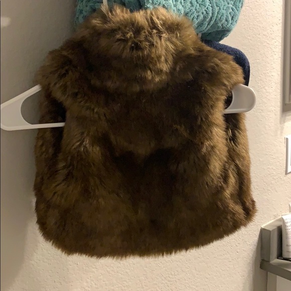 Ralph Lauren 3T Faux Fir Vest - Picture 3 of 4